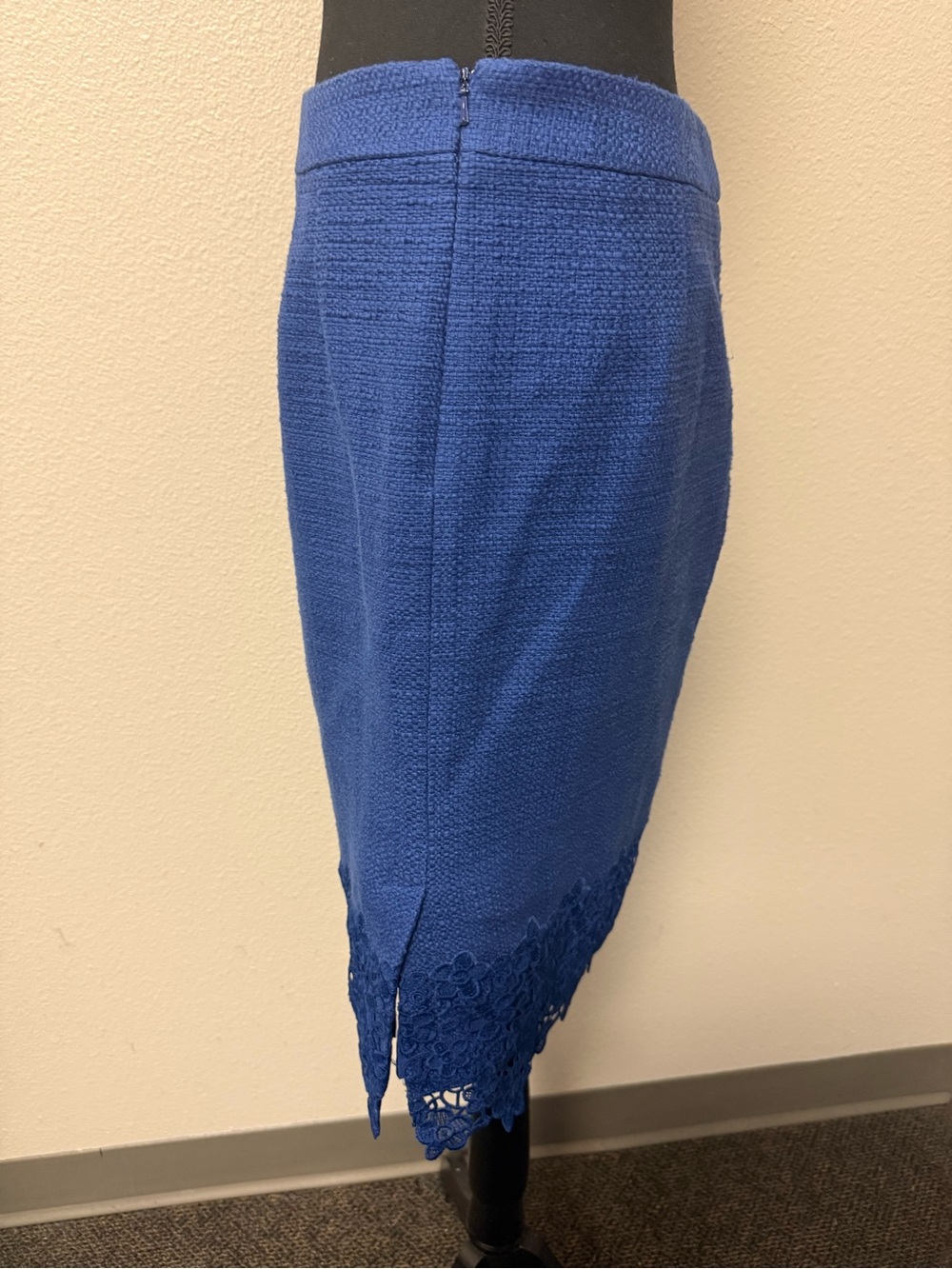 Talbots Blue Lace Hem Pencil Skirt Size 4 Textured Career Office Classic Chic - Picture 5 of 11